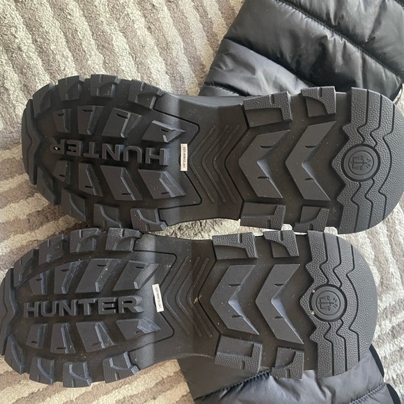 Hunter Black Quilted Boots - Picture 4 of 10